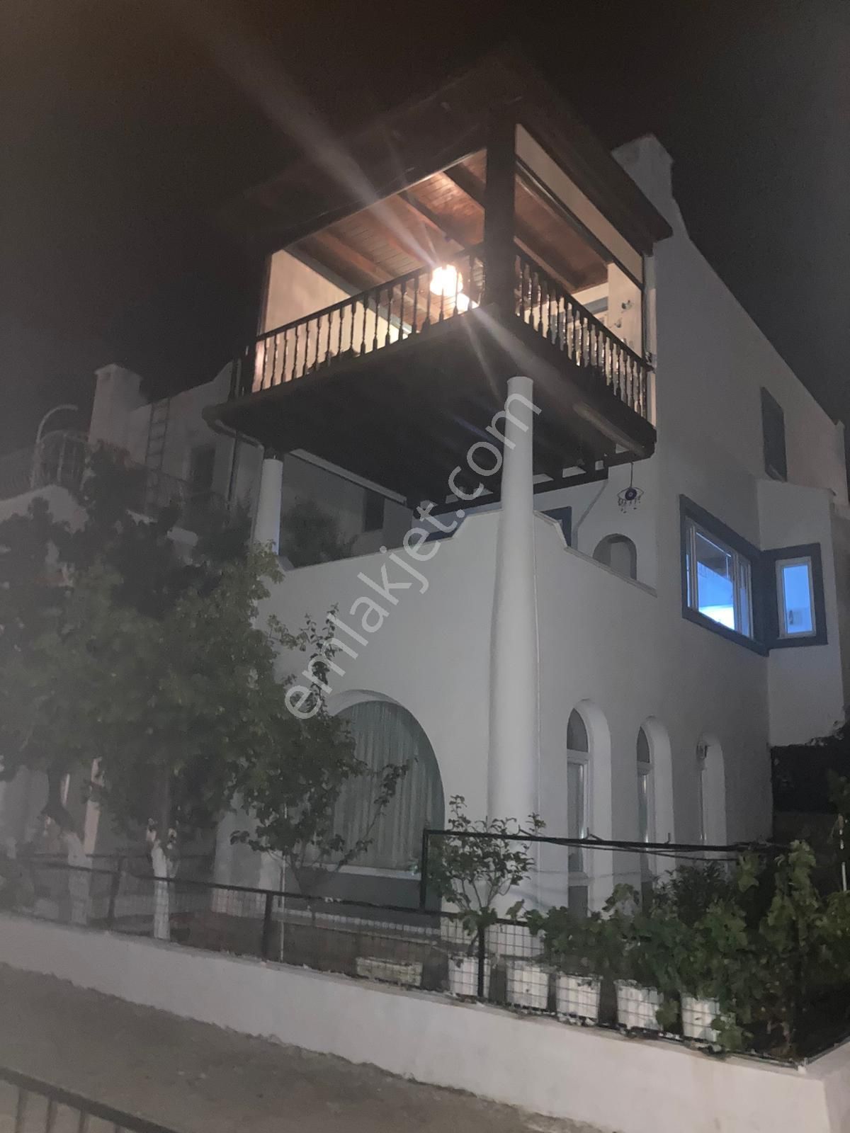 Milas Boğaziçi'nde Deniz Manzaralı 3+1 Dubleks Acil Satılık - Görsel 5