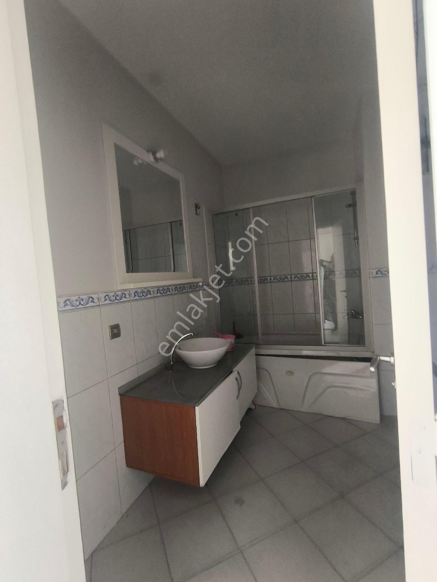 Antalya Altıntaş'ta Geniş İçerisinde 2+1 Havalimanında Denize Yakın Daire - Görsel 18