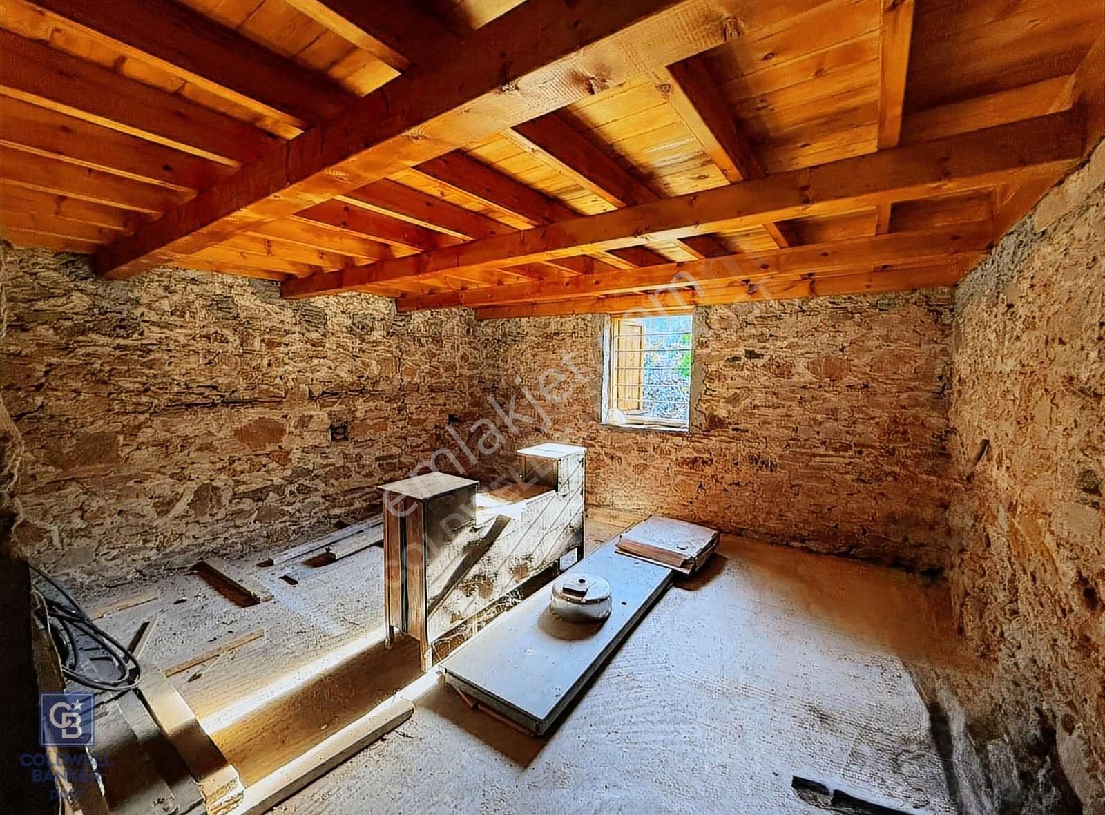 Bafa Milas Da Satılık Taş Ev - Görsel 8