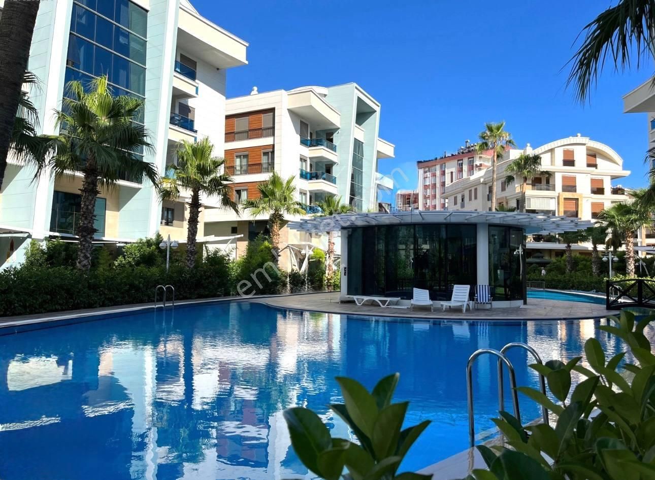 Konyaaltı Uncalı’da Satılık 4+1 Lüks Daire –, Modern Site İçerisinde - Görsel 2
