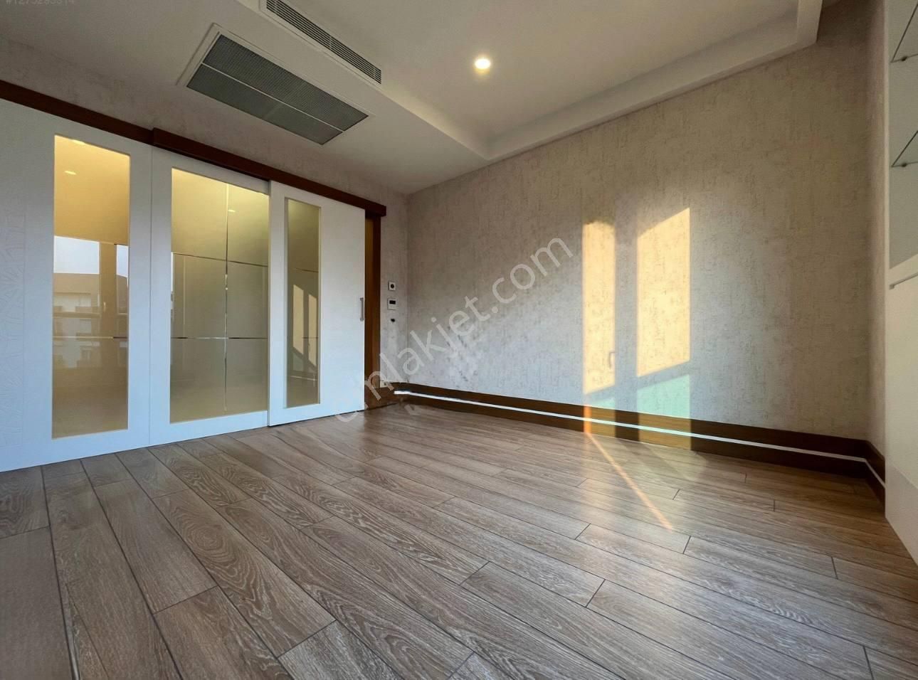 Konyaaltı Uncalı’da Satılık 4+1 Lüks Daire –, Modern Site İçerisinde - Görsel 10