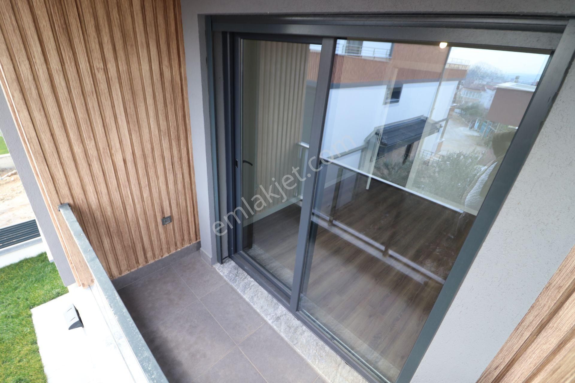 Irmaksudan Güre De Deniz Ve Doğa Manzaralı Bahçe Kullanımlı 3+1 Villa - Görsel 14