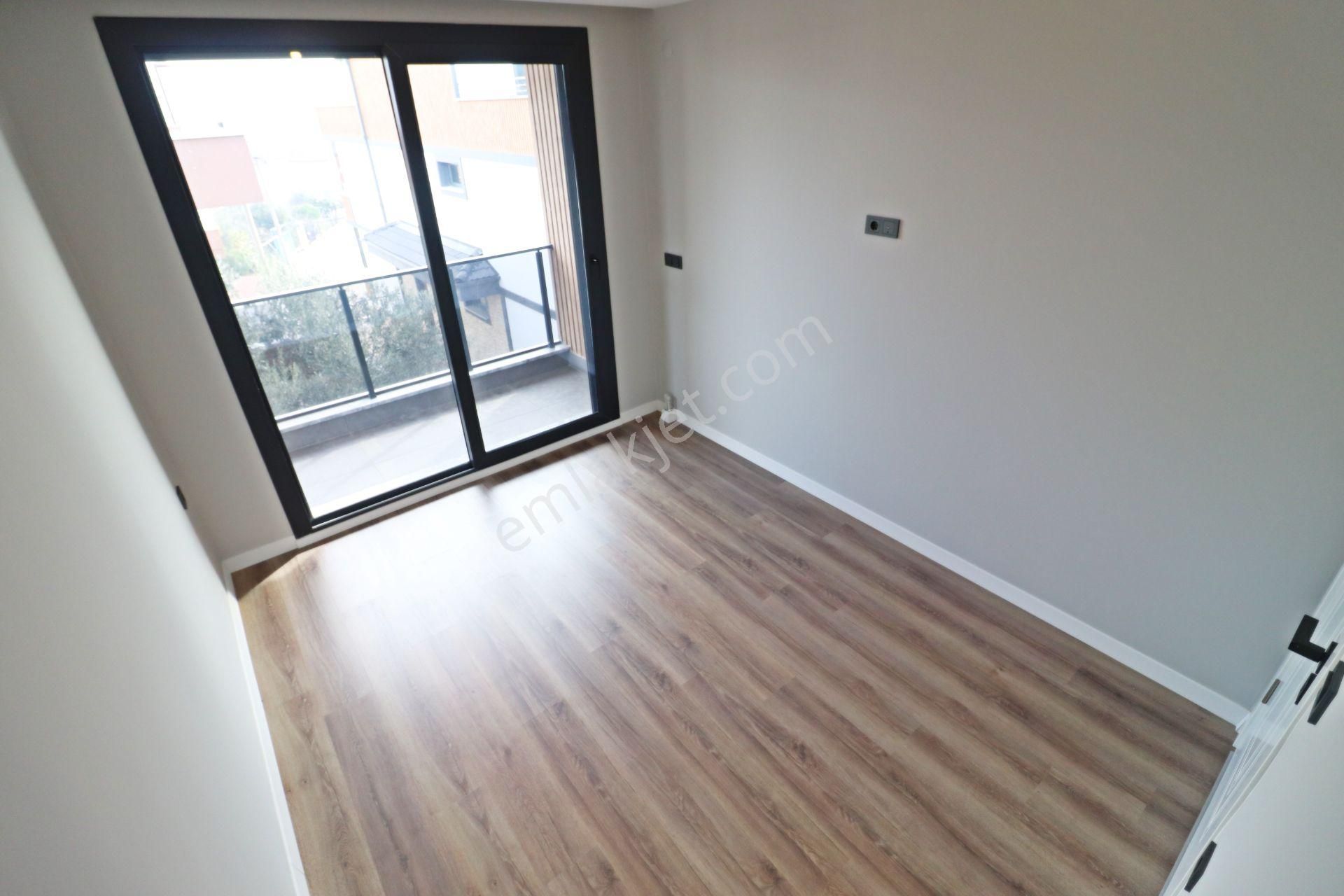 Irmaksudan Güre De Deniz Ve Doğa Manzaralı Bahçe Kullanımlı 3+1 Villa - Görsel 5