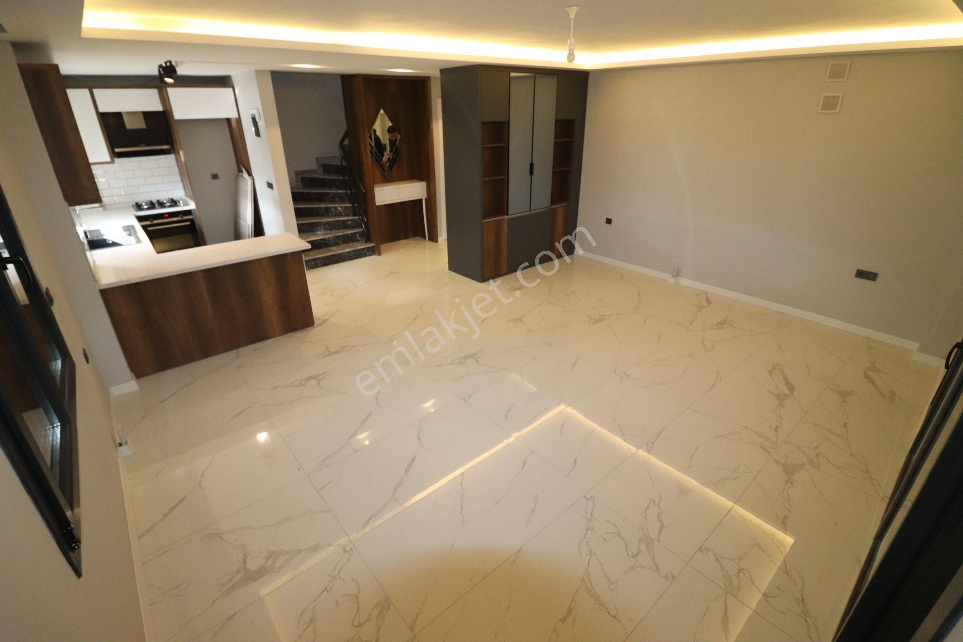 Irmaksudan Güre De Deniz Ve Doğa Manzaralı Bahçe Kullanımlı 3+1 Villa - Görsel 2