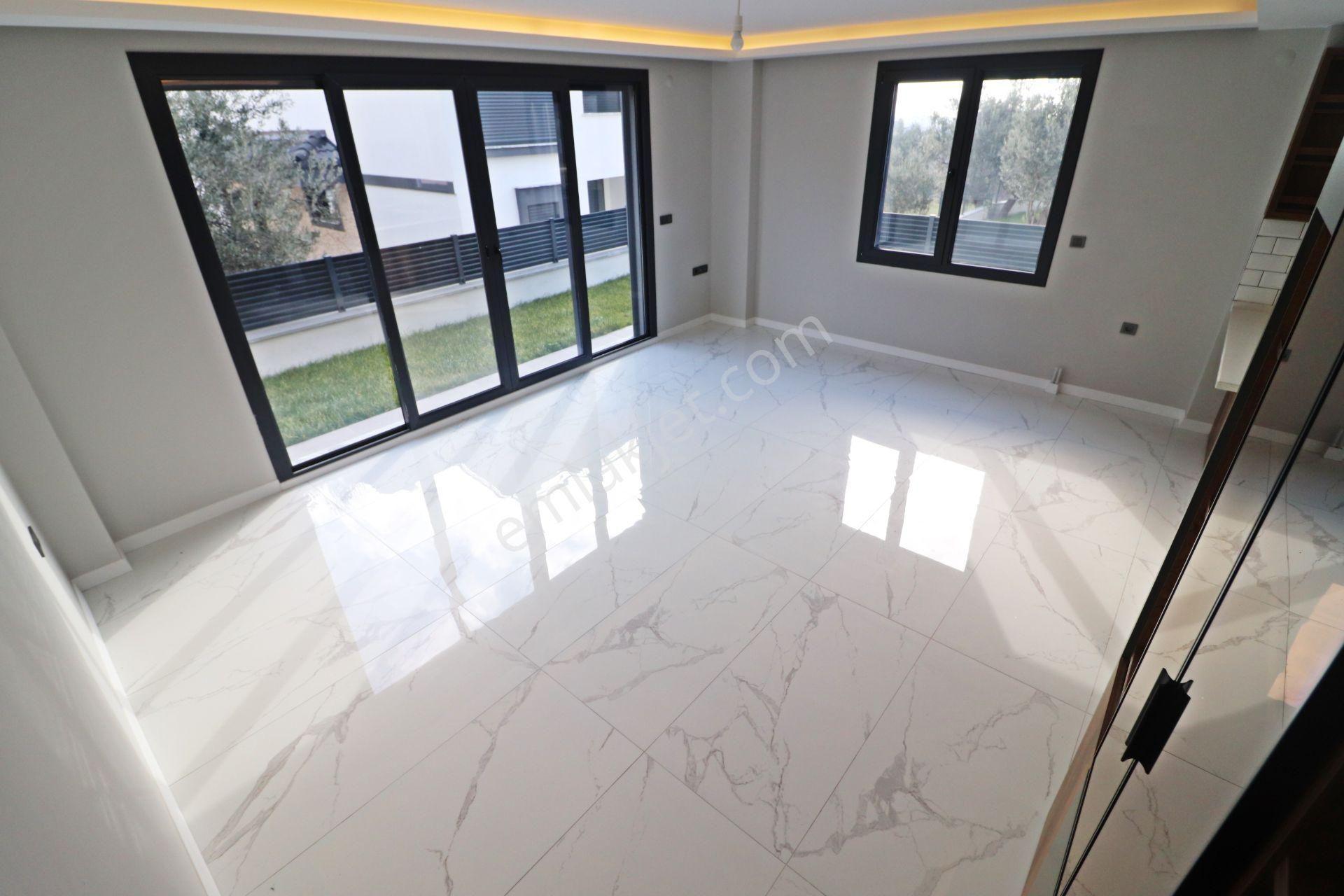 Irmaksudan Güre De Deniz Ve Doğa Manzaralı Bahçe Kullanımlı 3+1 Villa - Görsel 26