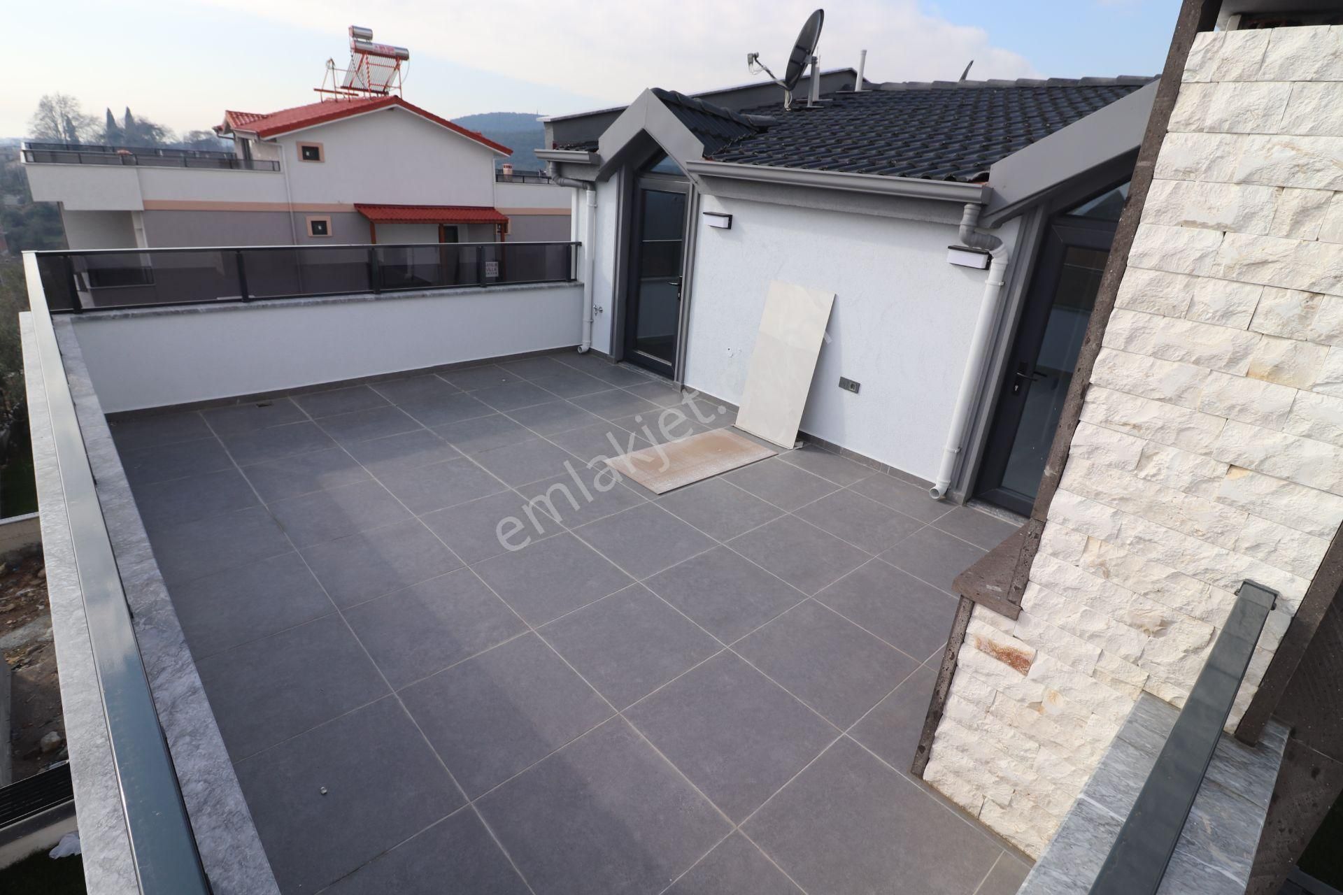 Irmaksudan Güre De Deniz Ve Doğa Manzaralı Bahçe Kullanımlı 3+1 Villa - Görsel 16