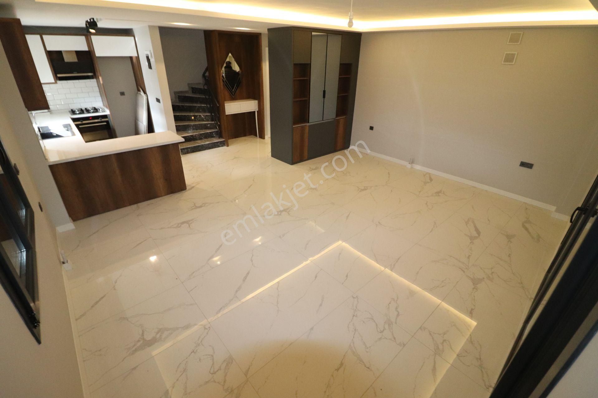 Irmaksudan Güre De Deniz Ve Doğa Manzaralı Bahçe Kullanımlı 3+1 Villa - Görsel 31