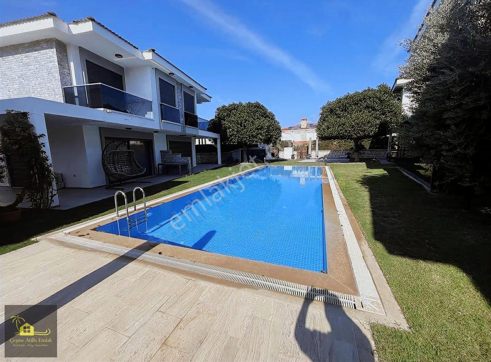 Çeşme Şifne'de Site İçerinde Satılık Villa Ortak Havuzlu - Görsel 18