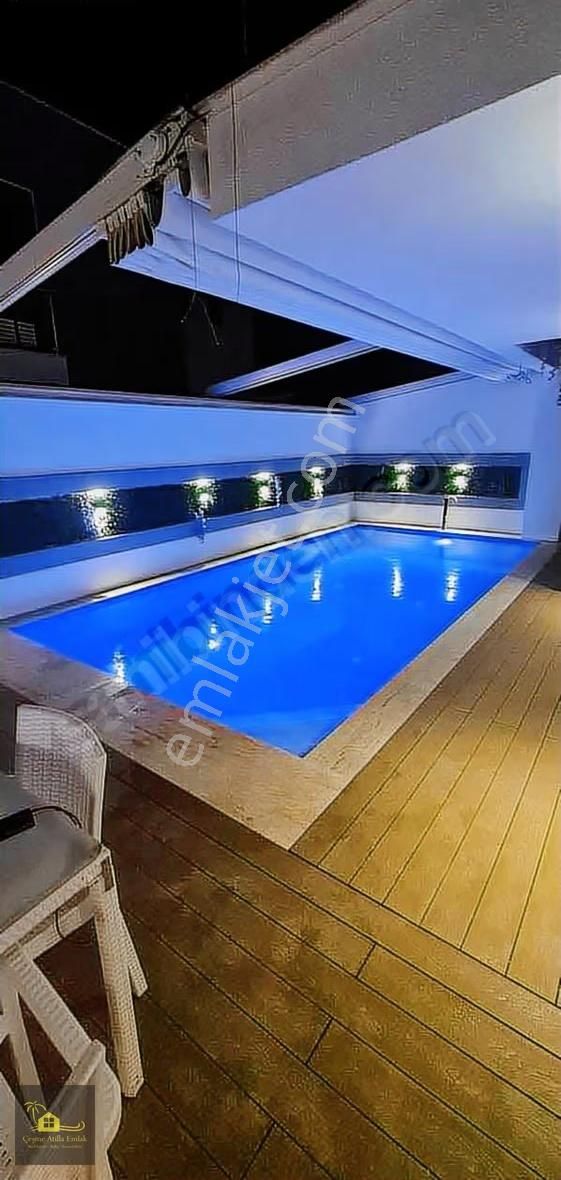 Çeşme'de Satılık Müstakil Havuzlu Villa - Görsel 13