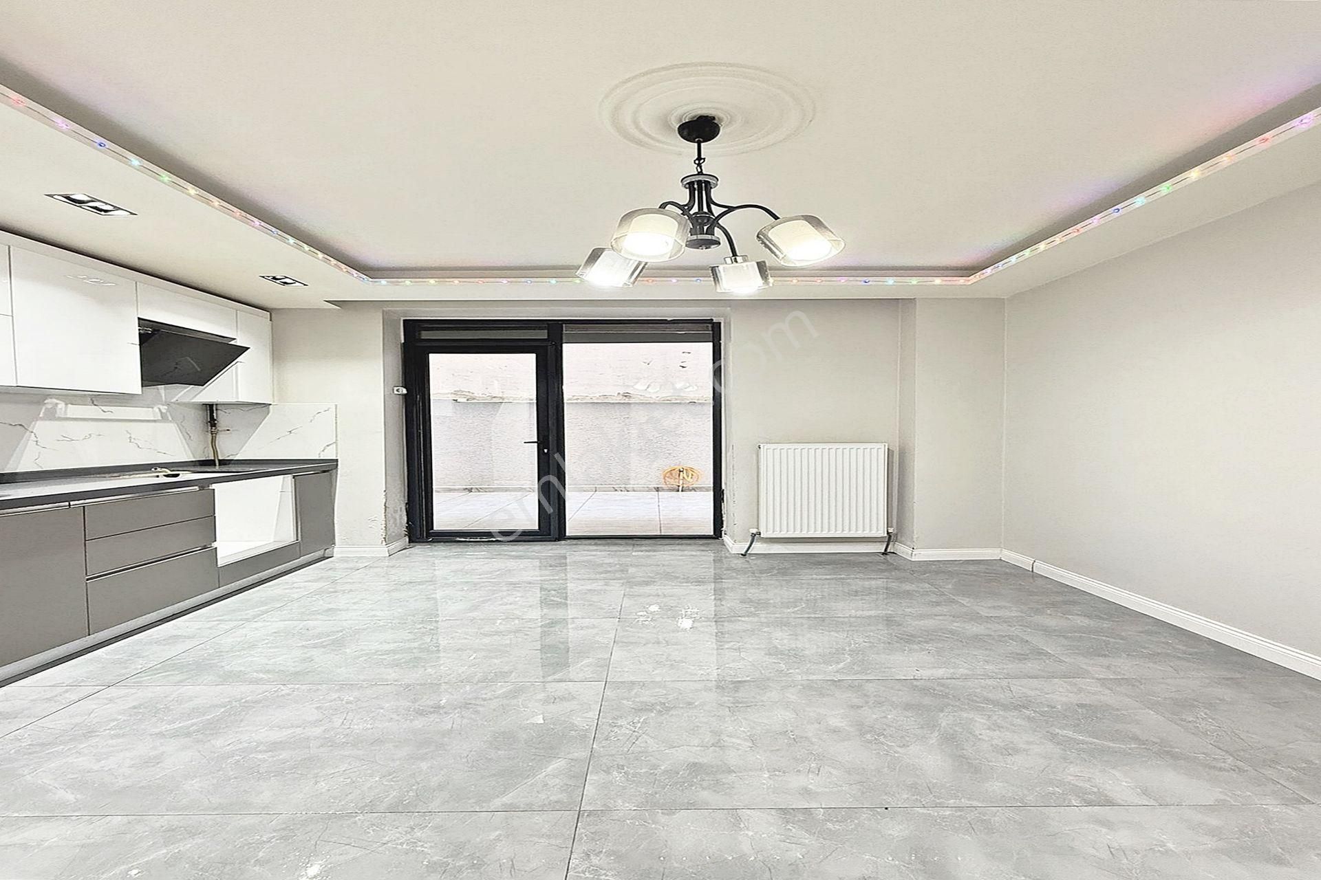 Bahçeşehir Lokasyonunda Modern Tasarımlı Satılık 2+1 Daire - Görsel 6