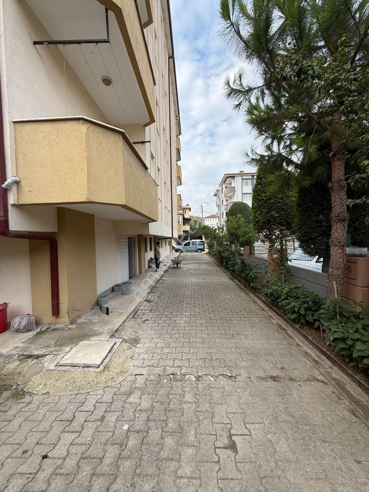 Serdivan'ın En Gözde Merkezi İstiklal Mah.de 3+1 Satılık Daire - Görsel 9