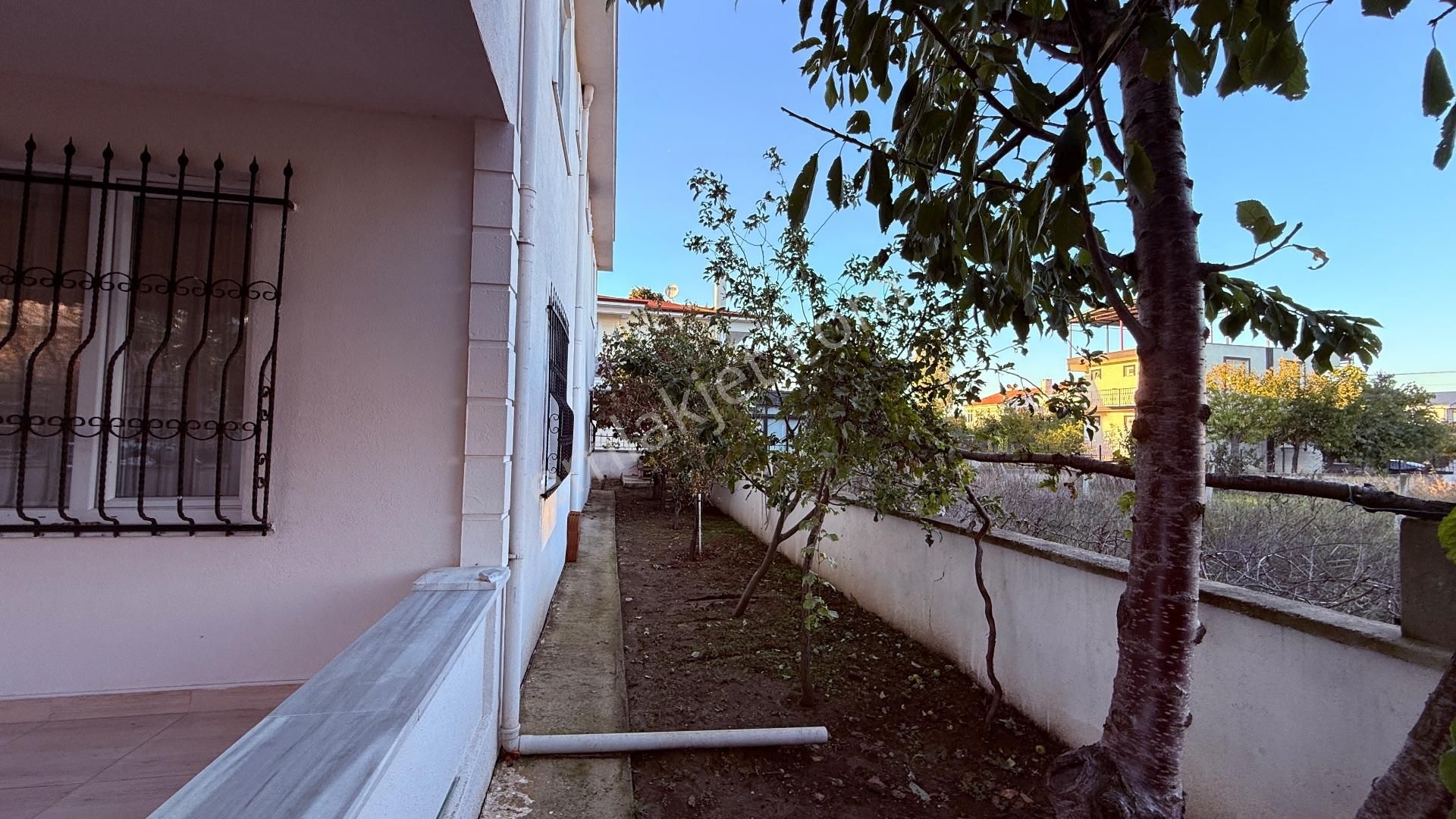 Wisremden Silivri Gümüşyakada Denize Yakın Uygun Müstakil Villa - Görsel 12