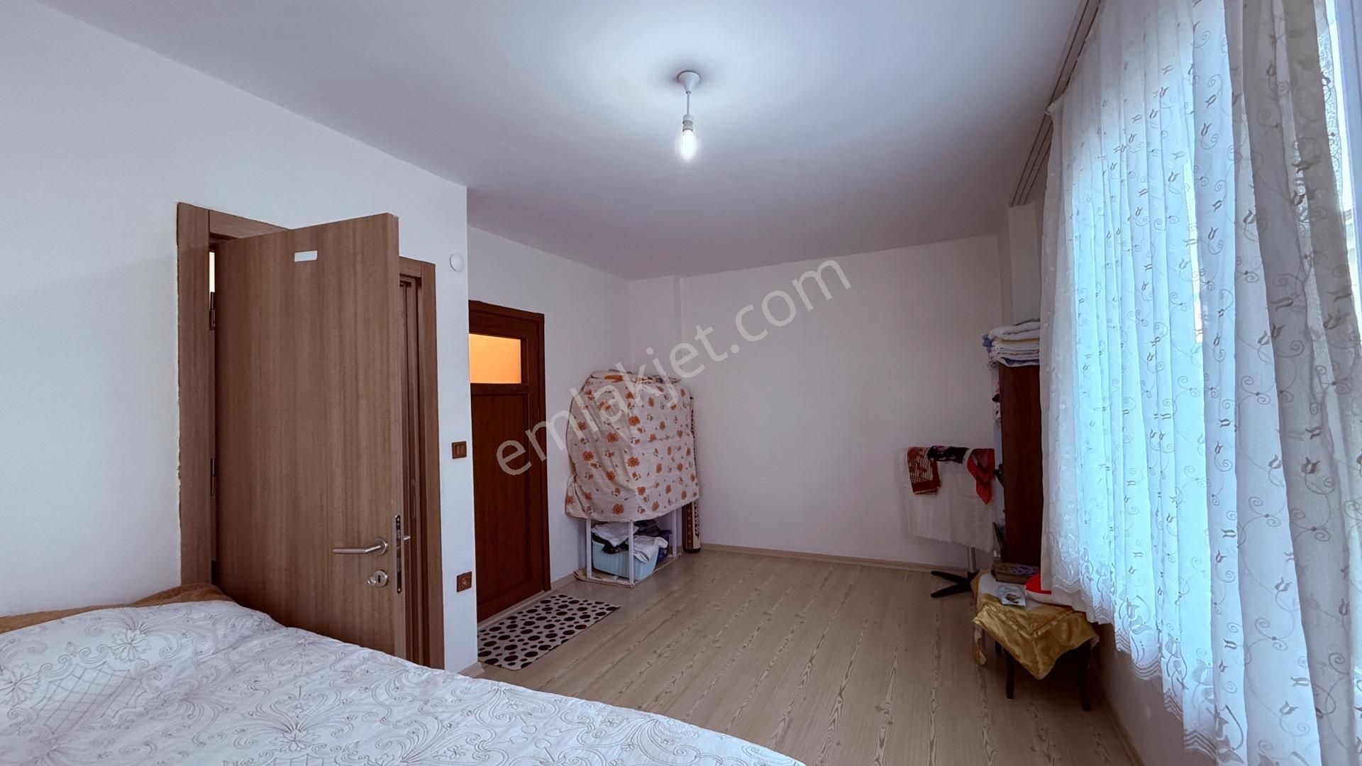 Wisremden Silivri Gümüşyakada Denize Yakın Uygun Müstakil Villa - Görsel 23