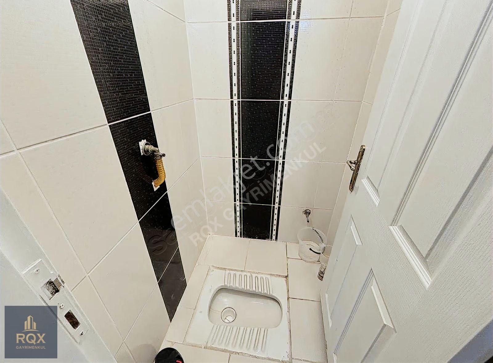 Elvan Mahallesinde Geniş Oturum Ara Kat Masrafsız 3+1 Daire - Görsel 11