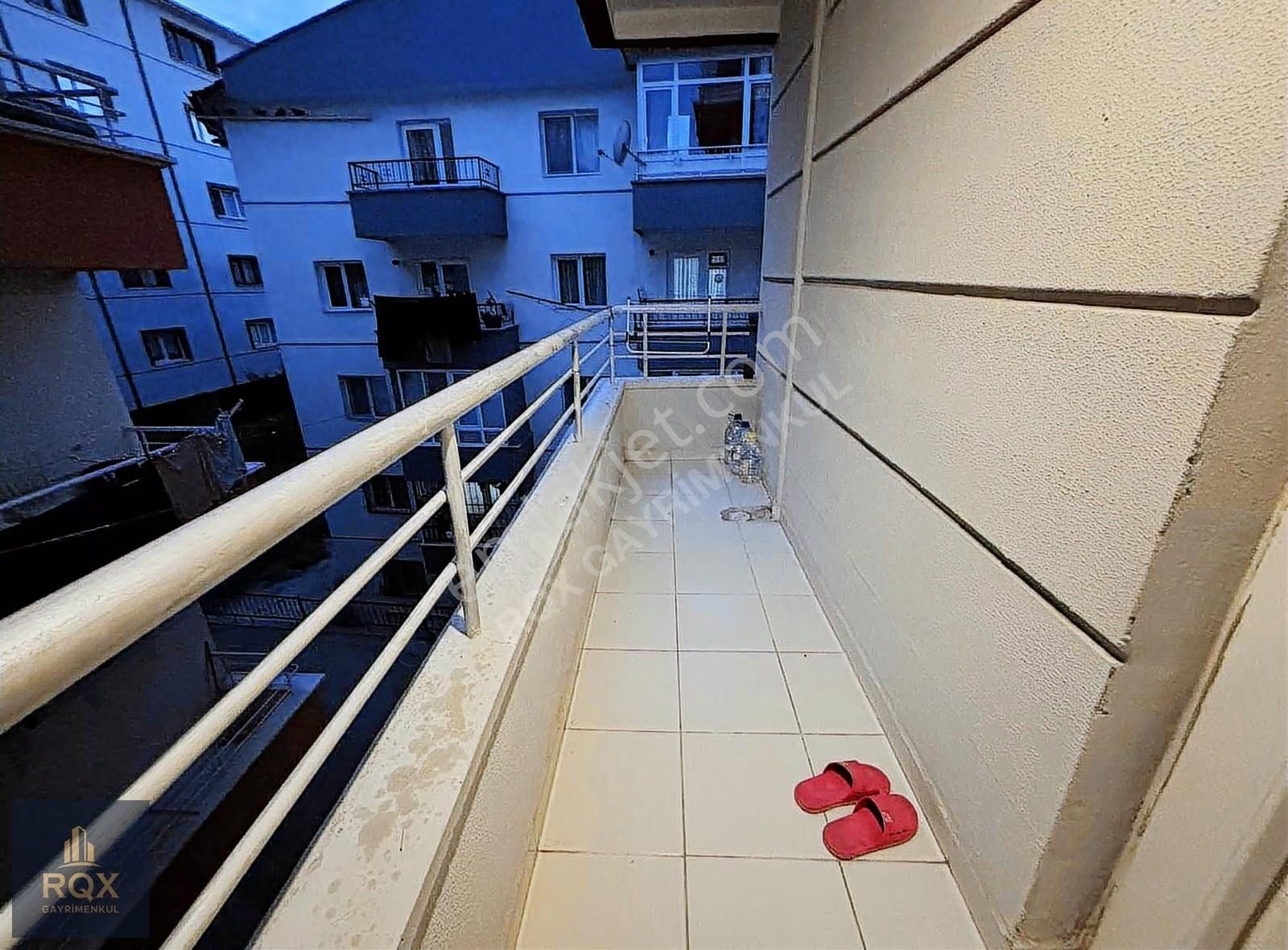 Elvan Mahallesinde Geniş Oturum Ara Kat Masrafsız 3+1 Daire - Görsel 15