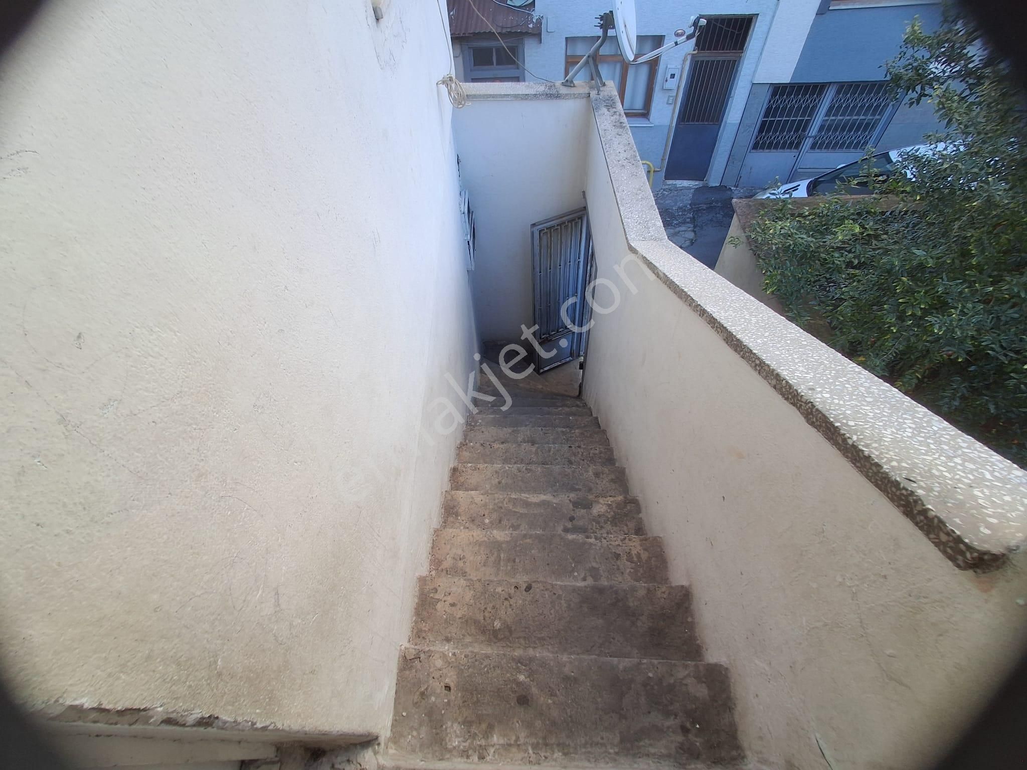 Selen Emlaktan Yenimahallede Kiralık Daire - Görsel 11