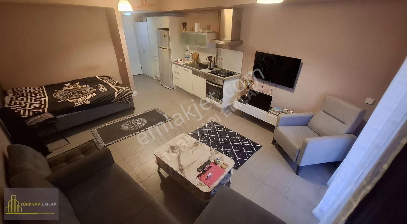 ️ Bosphorus City'de Kiracılı, Manzaralı Ve Balkonlu 1+0 Stüdyo - Görsel 2