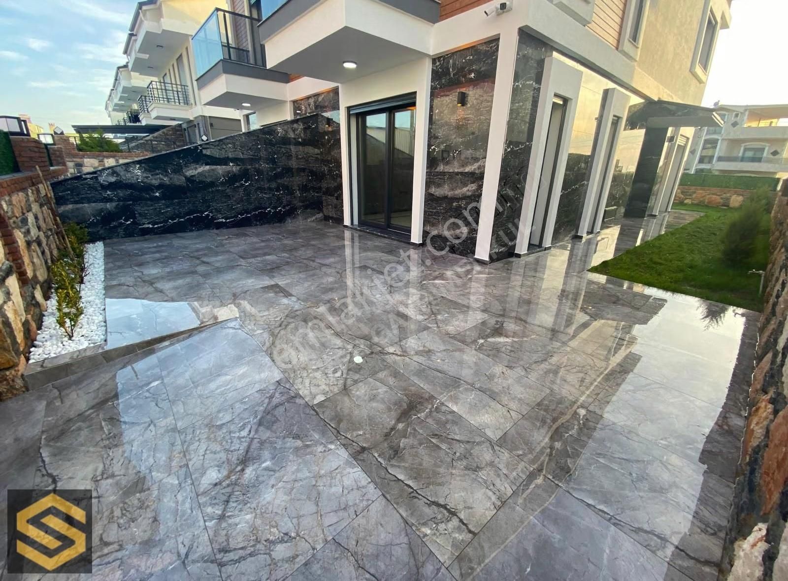 Didim Hisar Mahallesi Sıfır Bahçeli , Otoparklı , 3+1 Lüx Villa - Görsel 6