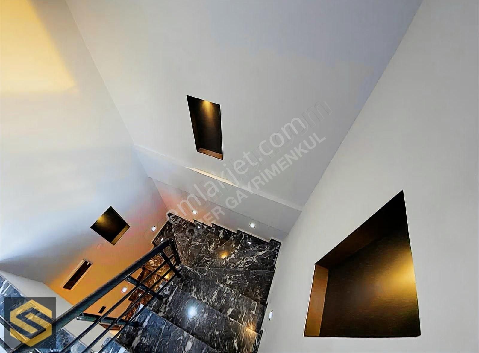 Didim Hisar Mahallesi Sıfır Bahçeli , Otoparklı , 3+1 Lüx Villa - Görsel 14