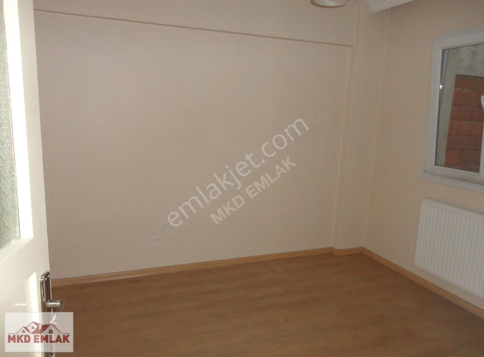 Bostanlıda Doğalgazlı Asansörlü Bakımlı 2+1 Mkd Emlaktan - Görsel 15