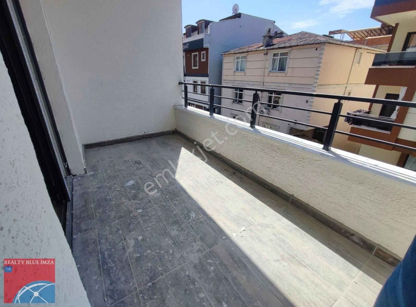 Çekmeköy Mehmet Akif Mah.ebeveyn Banyolu Satılık 3+1 Daire - Görsel 6