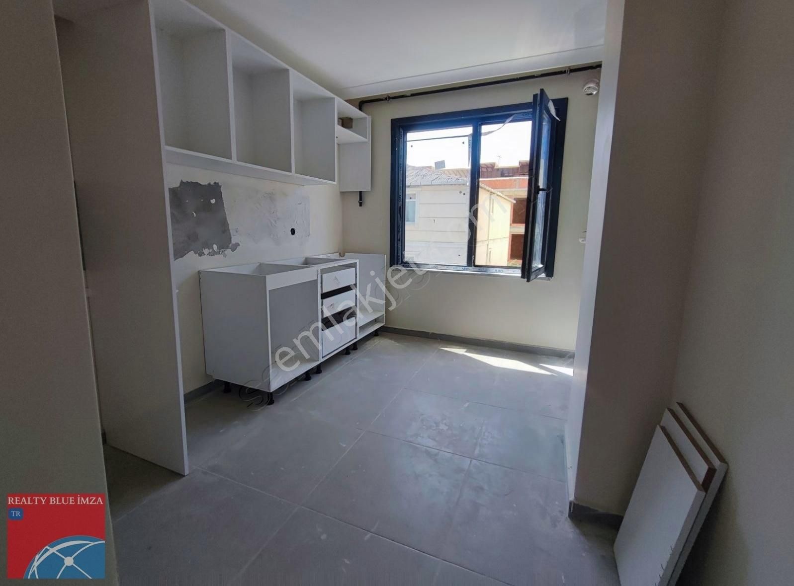 Çekmeköy Mehmet Akif Mah.ebeveyn Banyolu Satılık 3+1 Daire - Görsel 10