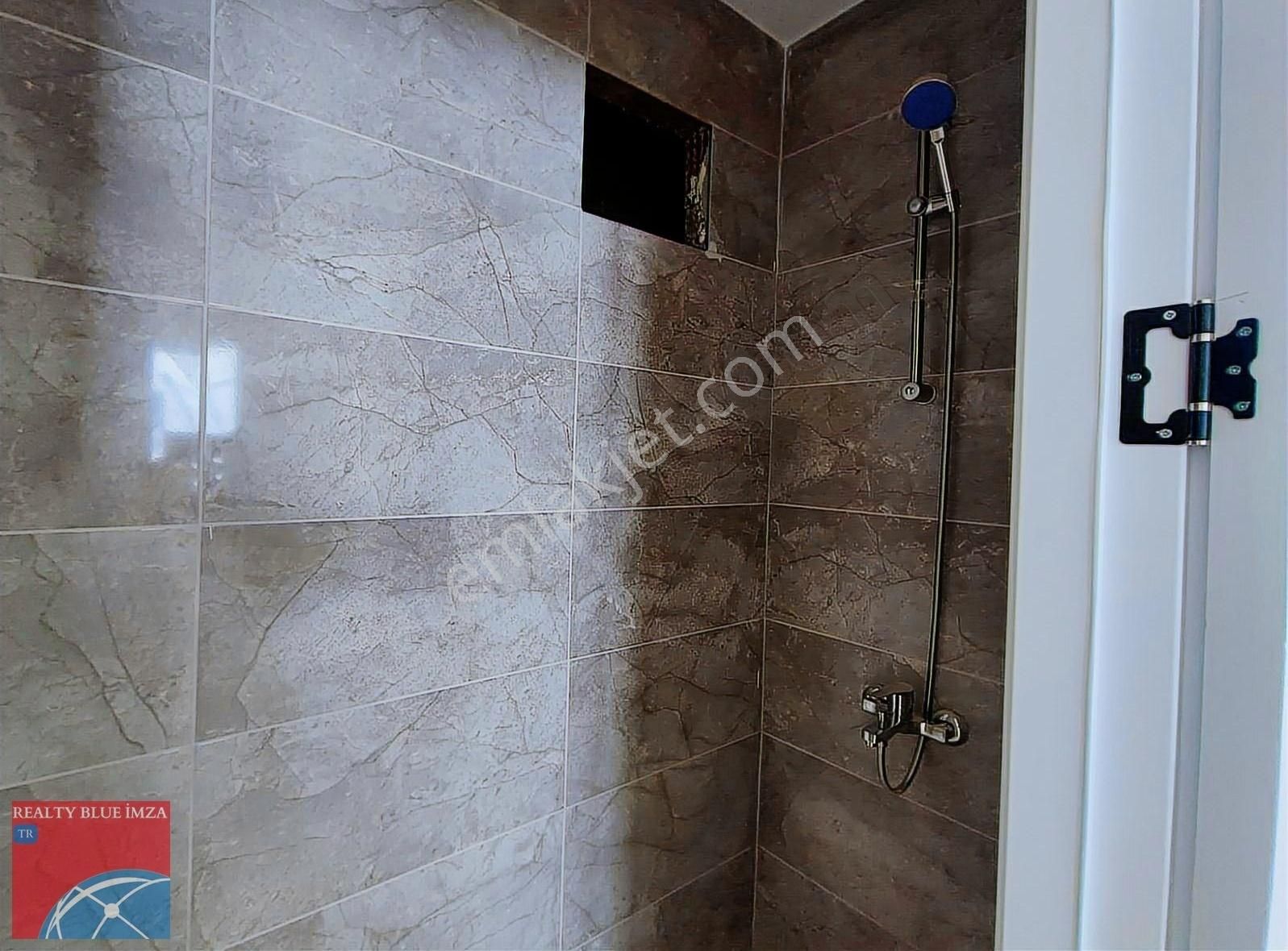 Çekmeköy Mehmet Akif Mah.ebeveyn Banyolu Satılık 3+1 Daire - Görsel 12