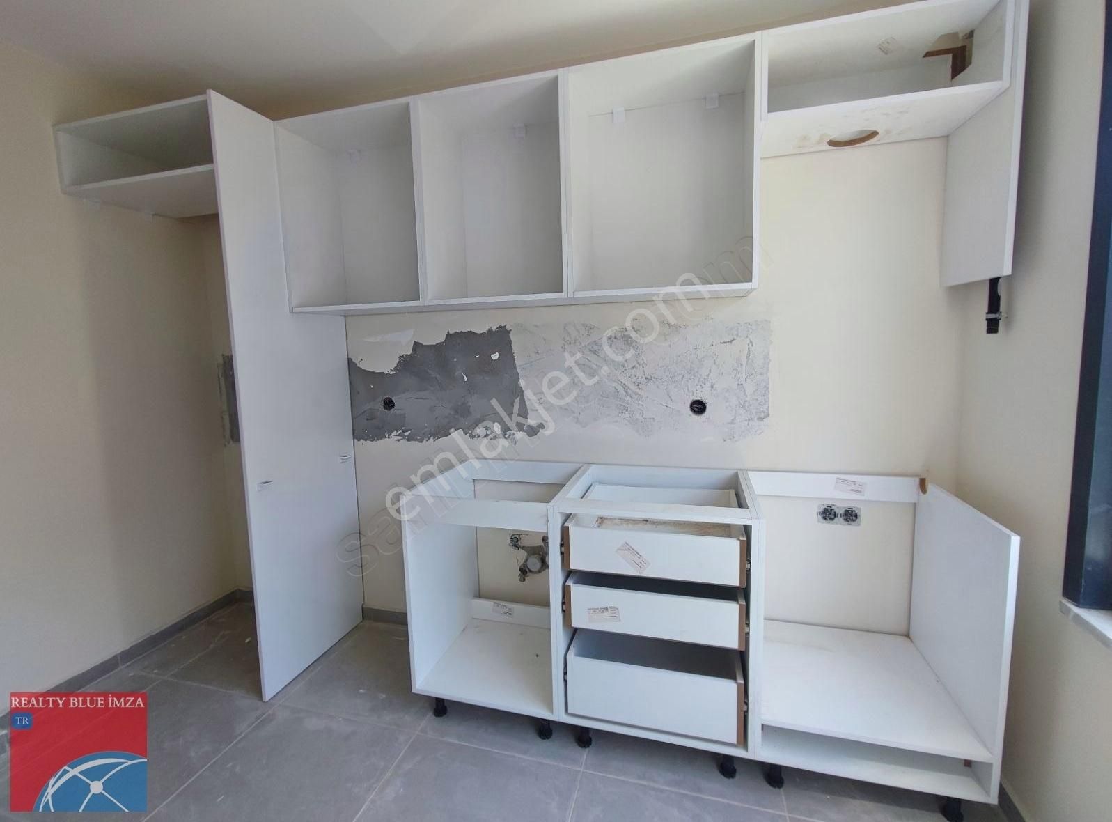 Çekmeköy Mehmet Akif Mah.ebeveyn Banyolu Satılık 3+1 Daire - Görsel 13