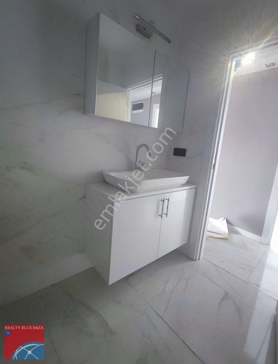 Çekmeköy Merkez Mah.5+2 Doğa Manzaralı Dubleks Daire - Görsel 9