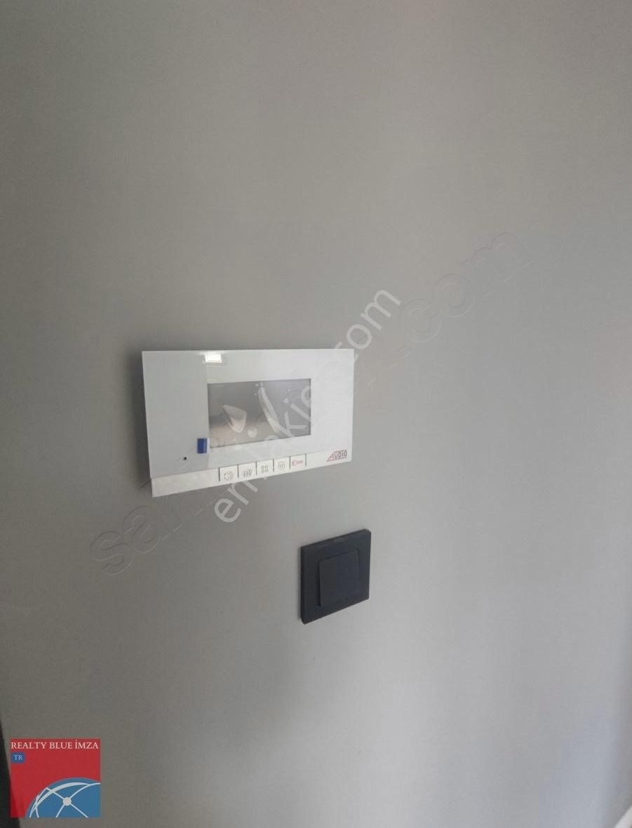 Çekmeköy Merkez Mah.5+2 Doğa Manzaralı Dubleks Daire - Görsel 3