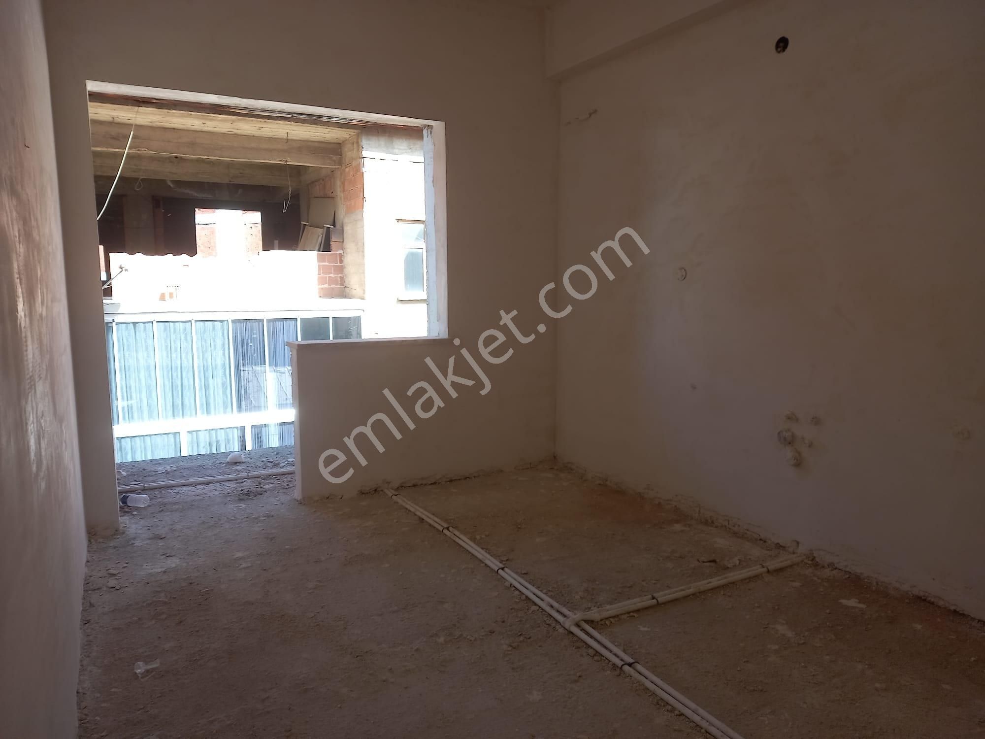 Roma' Dan Cerrah' Da Satılık Daire - Görsel 6