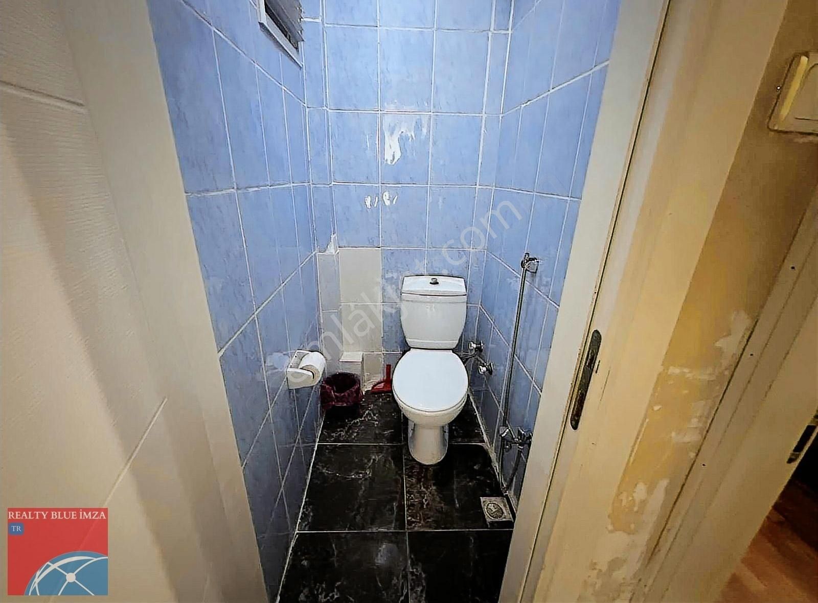 Bayrampaşa Belediyesine 150 Metre, Satılık Geniş 2+1 Boş Daire - Görsel 19