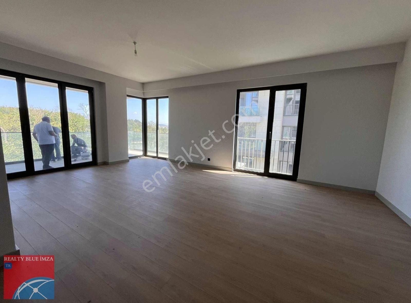 Çekmeköy Emlak Konut Çınarköy 4+1 Satlık Daire - Görsel 10