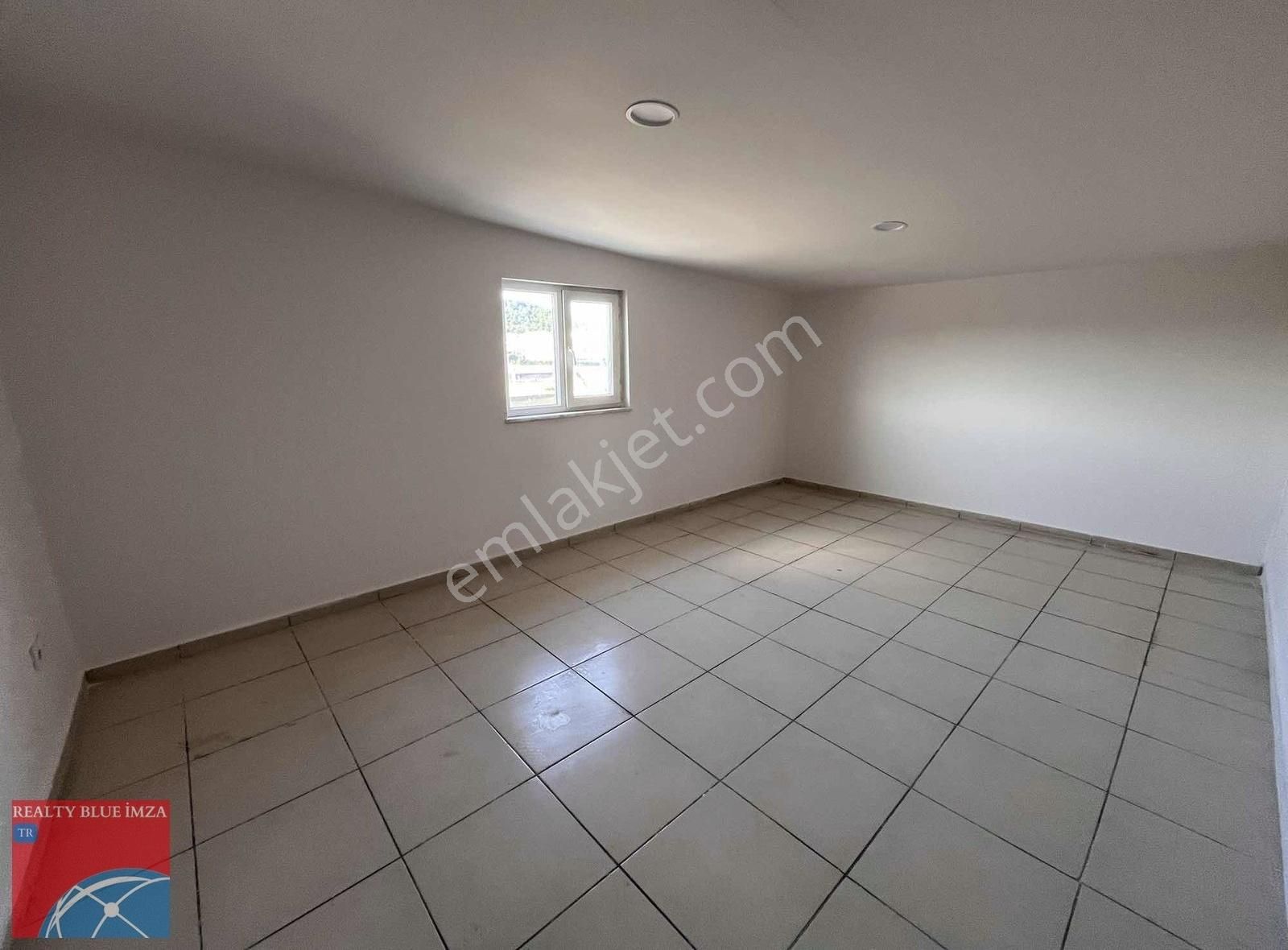 Ümraniye Dudullu Şile Otobanına Komşu Merkezi Konum - Görsel 9