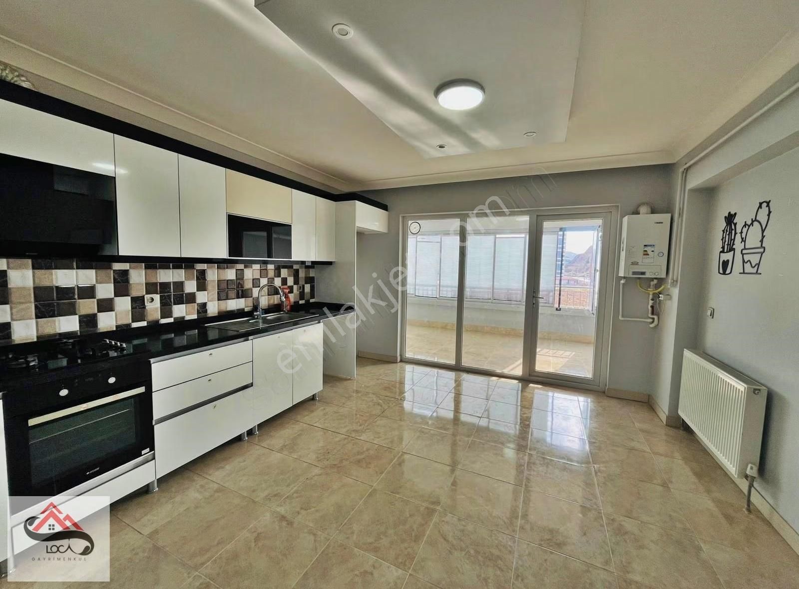 Mustafa Kemal Mh. Site İçerisinde Geniiş Mutfaklı Masrafsız 3+1! - Görsel 27