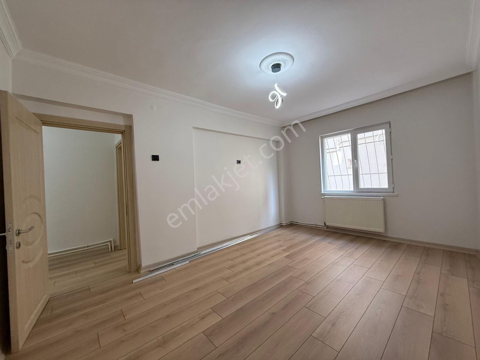 Ankara Kazanç'tan Full Yapılı Merkezi Konumda 3+1 Geniş Metrekareli Satılık Daire - Görsel 11