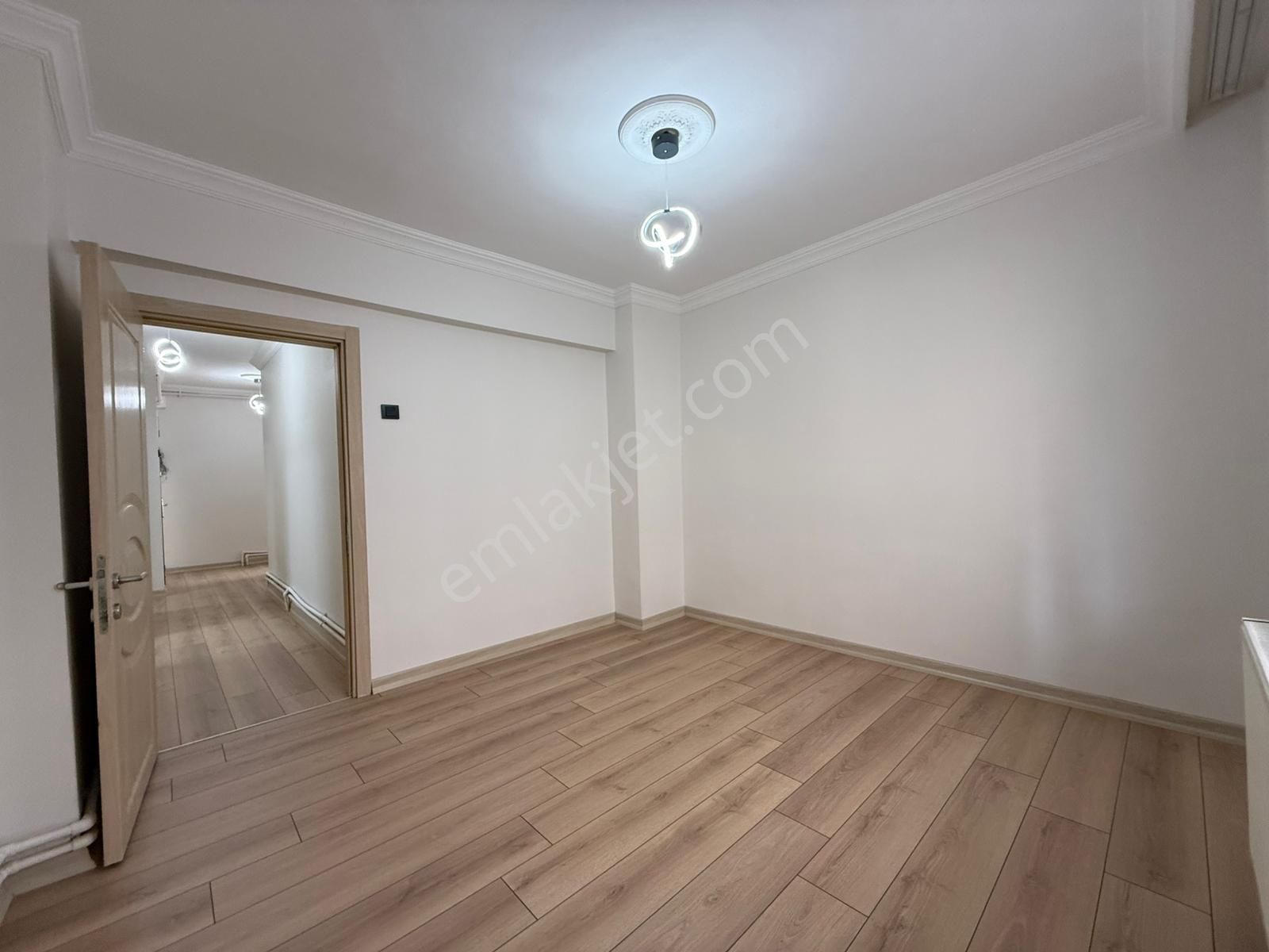 Ankara Kazanç'tan Full Yapılı Merkezi Konumda 3+1 Geniş Metrekareli Satılık Daire - Görsel 7