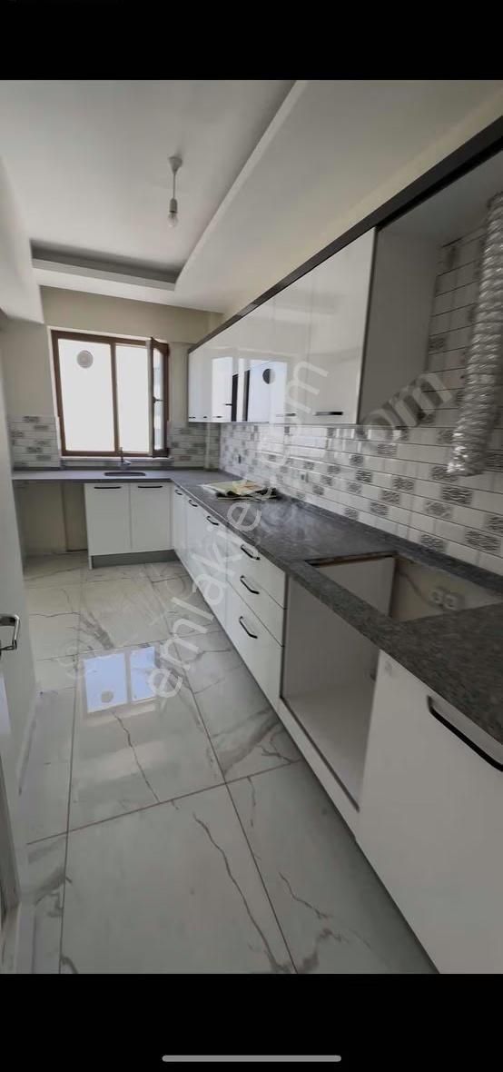 Manzara Sevenlere 4+1 Geniş Daire - Görsel 33