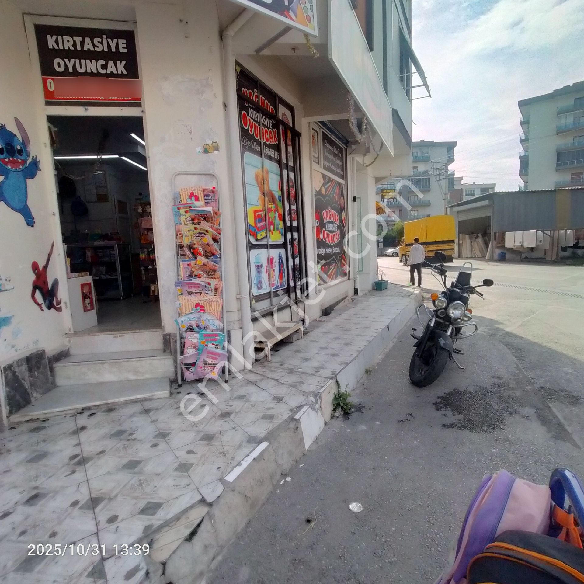 İzmir Çiğli Ataşehir Mahalleside Devren Satılık Kırtasiye - Görsel 3