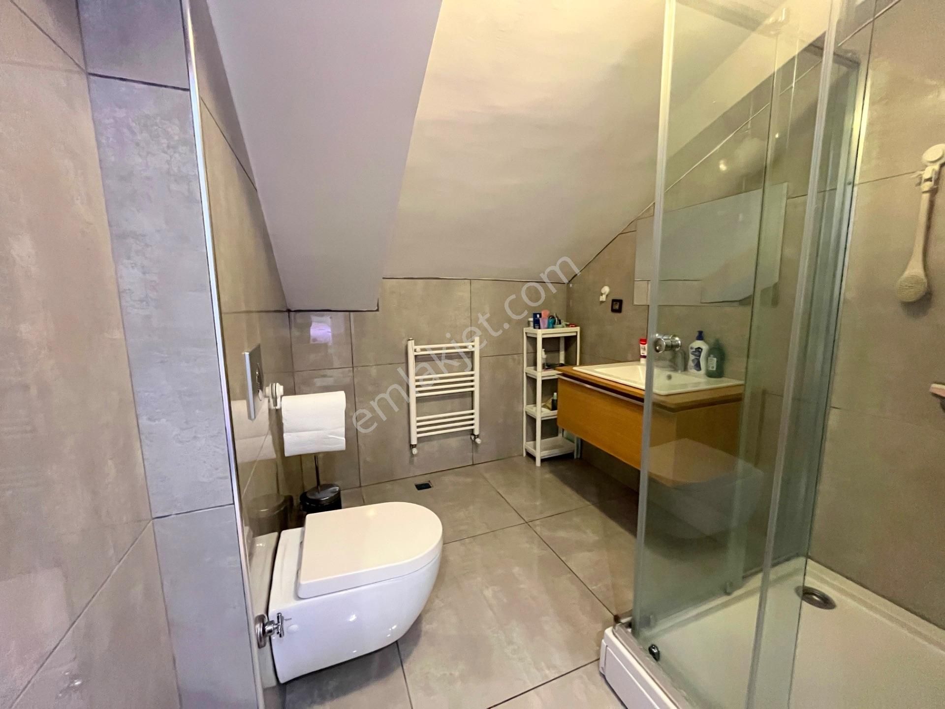 Uncalı Konaklar Bölgesi Lüks Site İçerisinde 5+1 Geniş Daire - Görsel 10