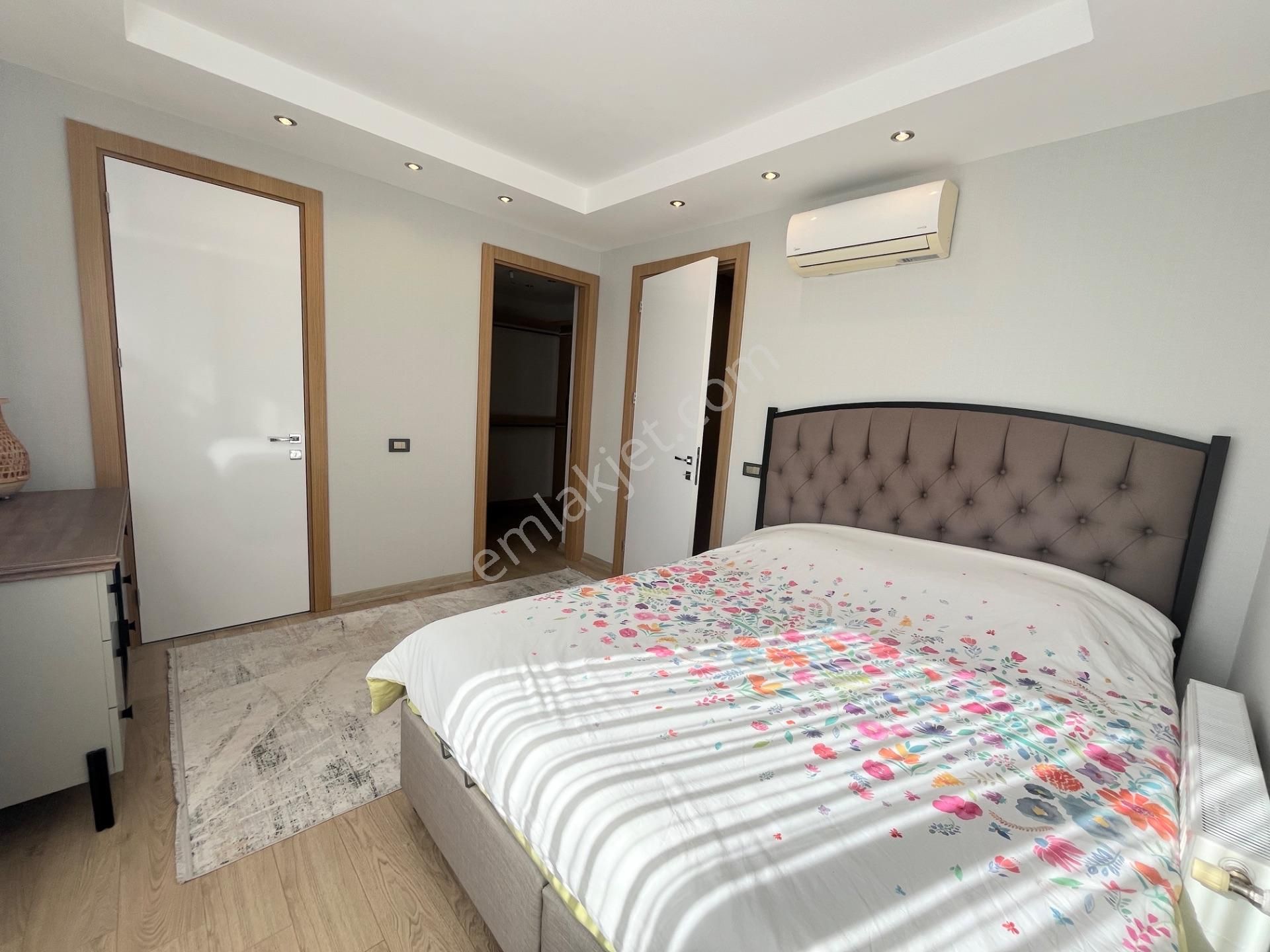 Uncalı Konaklar Bölgesi Lüks Site İçerisinde 5+1 Geniş Daire - Görsel 25