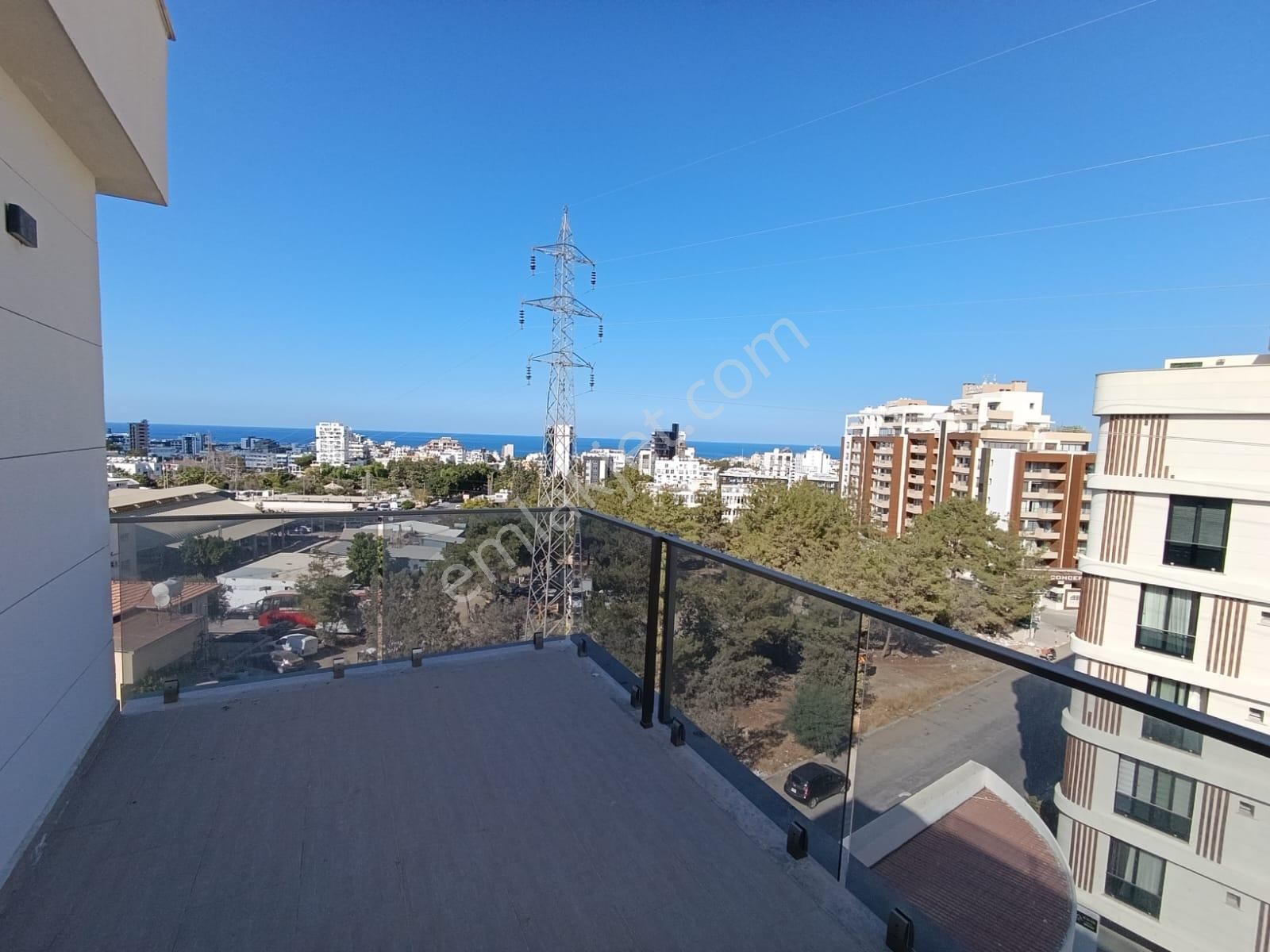 Özel Havuzlu 3+1 Triplex Penthouse – Girne Kktc - Görsel 27