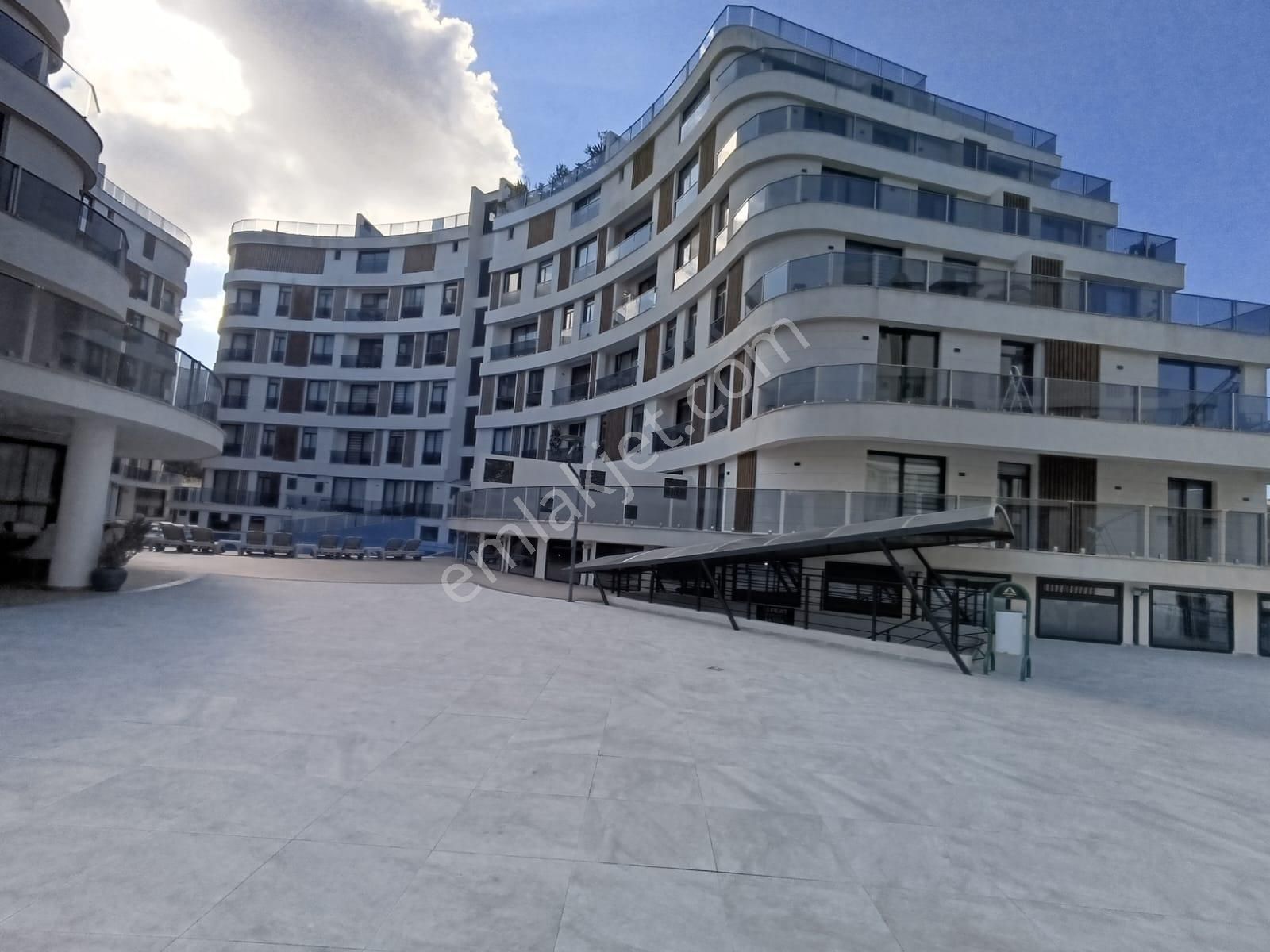 Özel Havuzlu 3+1 Triplex Penthouse – Girne Kktc - Görsel 2