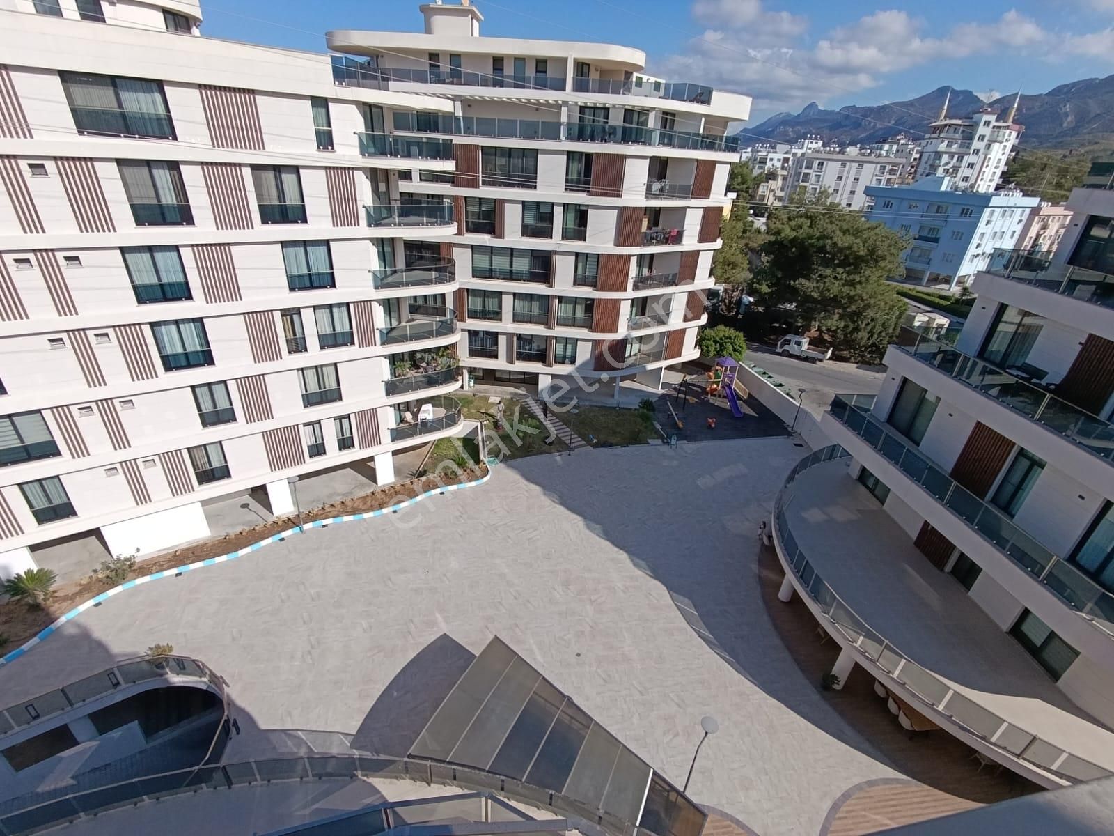 Özel Havuzlu 3+1 Triplex Penthouse – Girne Kktc - Görsel 25