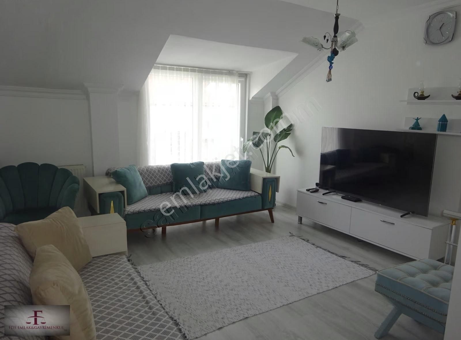 Bahçelievler Yenibosna Çobançeşme Mah.satılık 4+2 Dubleks Daire - Görsel 8