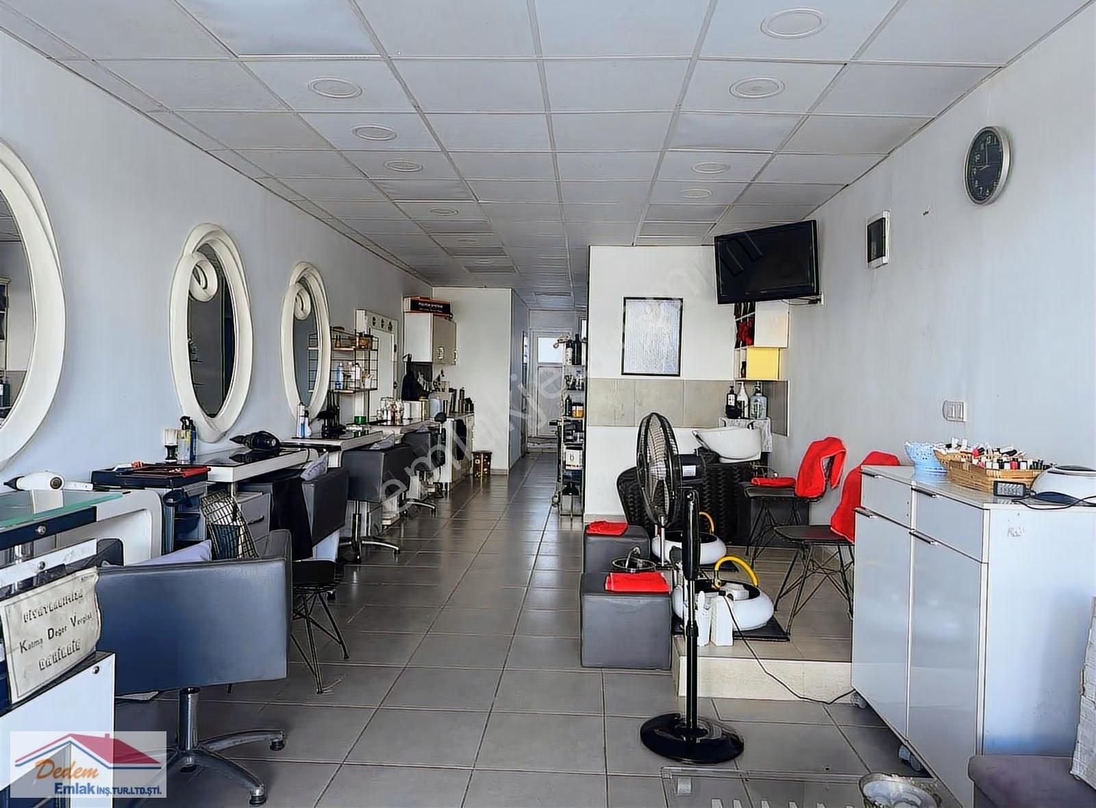 Bodrum Gündoğanda Limana Yakın,işlek Cadde Üzeri Satılık Dükkan - Görsel 4