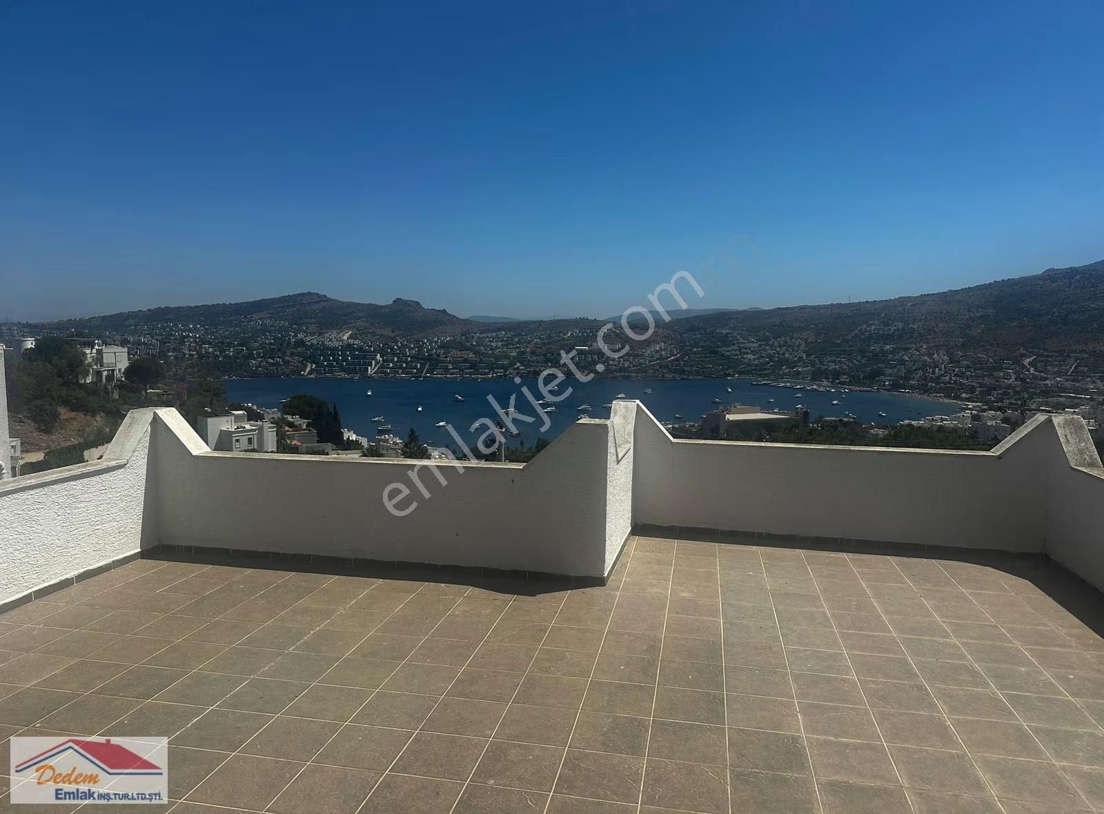 Gündoğan Koyun`da Satılık 4+2 Tribleks Villa - Görsel 24