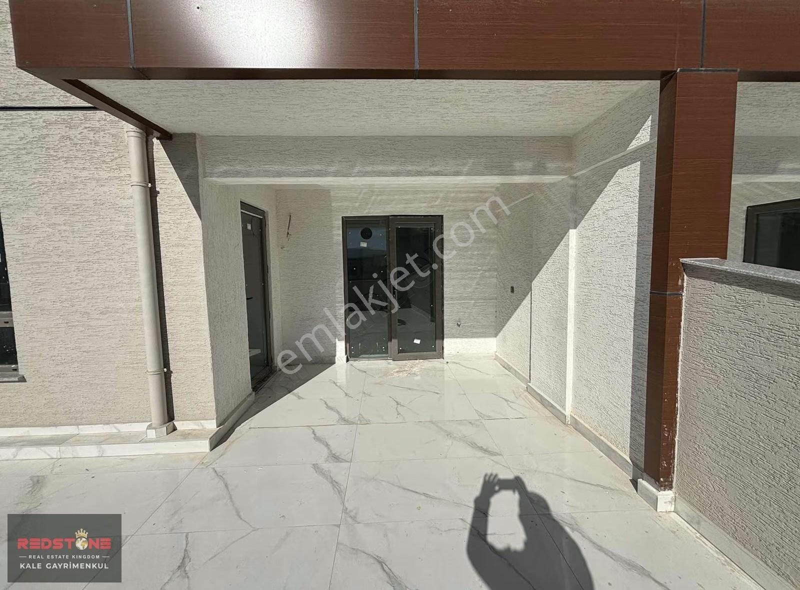 Esenlerde Modern Ve Konforlu Geniş Teraslı 2+1 Daire Fırsatı - Görsel 9