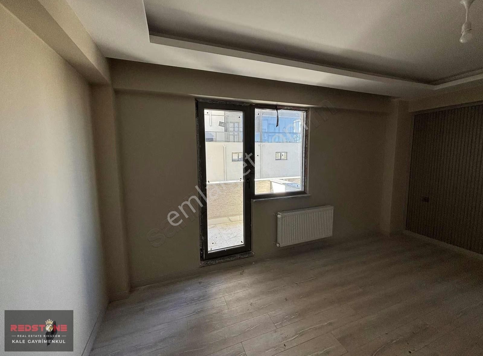 Esenlerde Modern Ve Konforlu Geniş Teraslı 2+1 Daire Fırsatı - Görsel 14