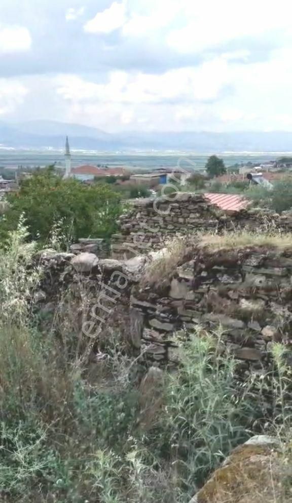 Köyün İçinde Doğanın Ortasında Gerçek Arsa - Görsel 3